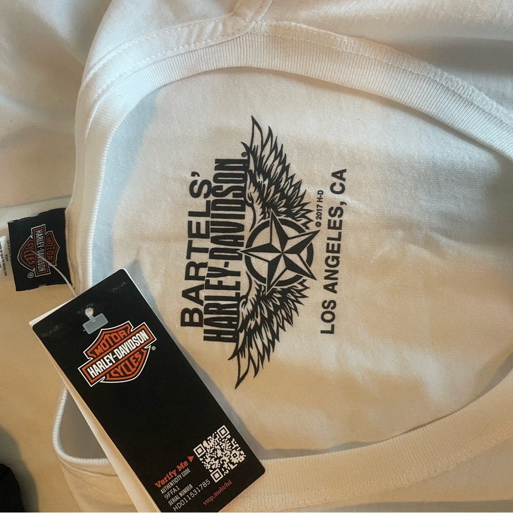 Harley Davidson Rhinestone Tee - Picture 3 of 3